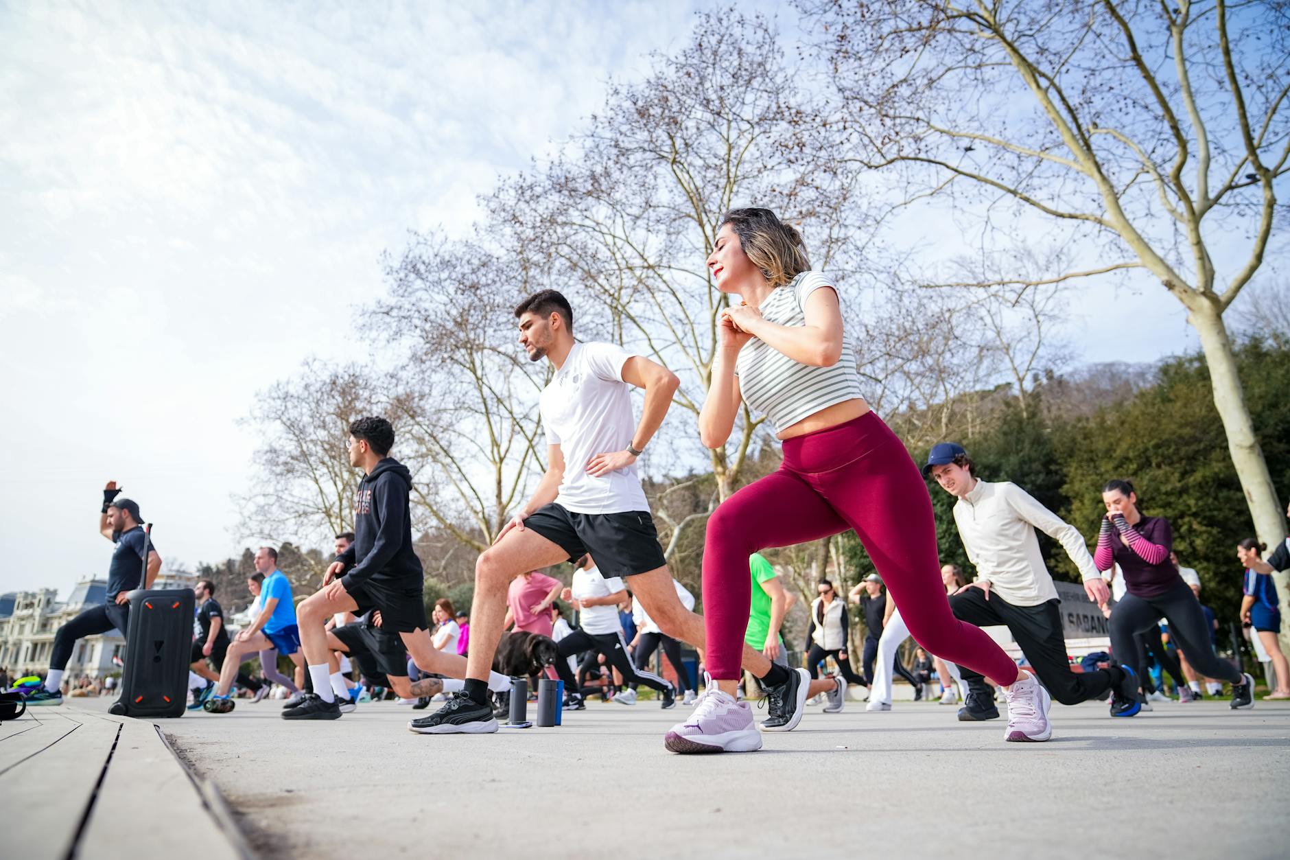 Building a Fitness Community Through Email: How Activewear Brands Go Beyond Transactions