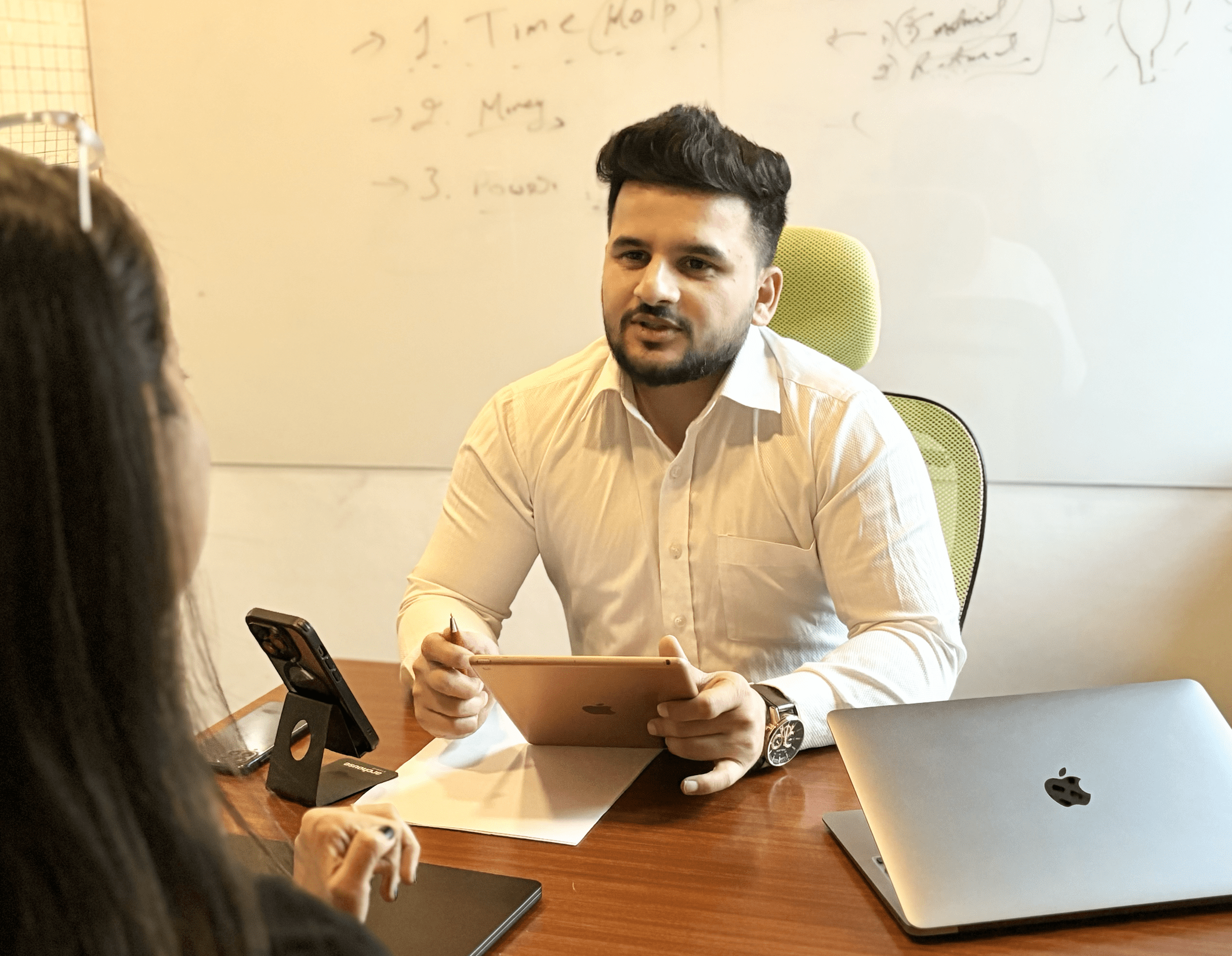 Ravinder — Founder & CEO of Excelohunt